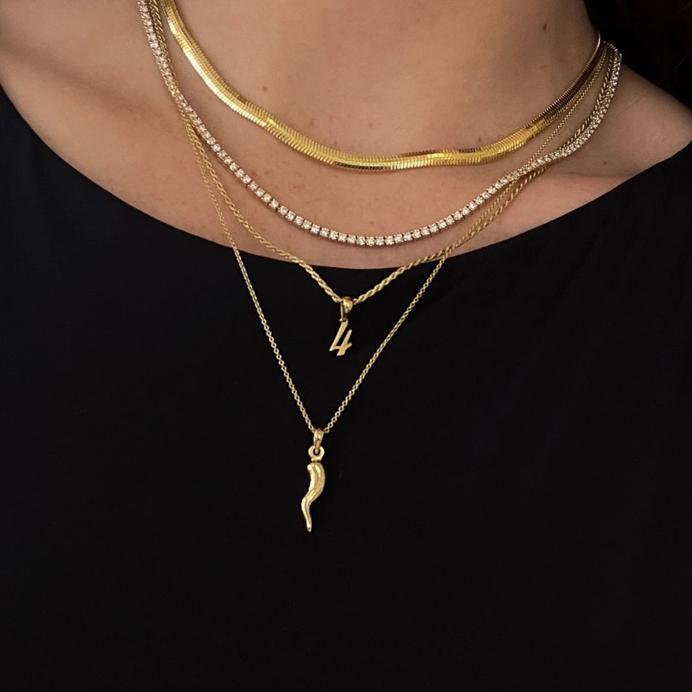 Kinn Cornicello Charm